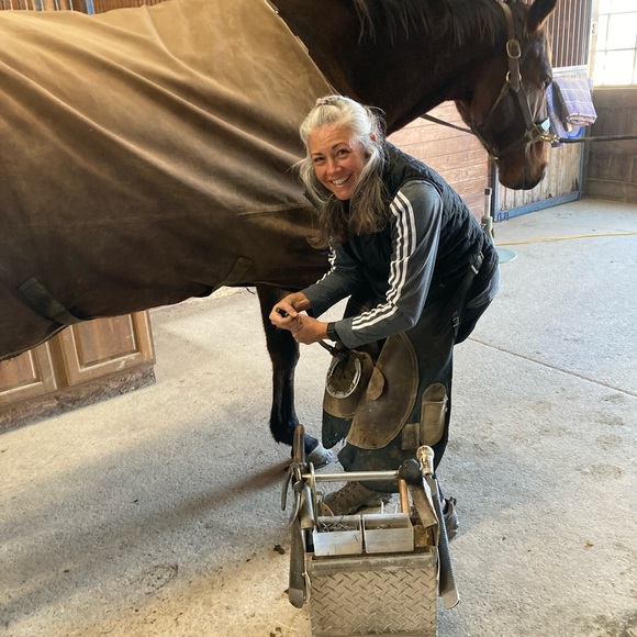 Meet your Posher, Mia - Picture 4 of 4